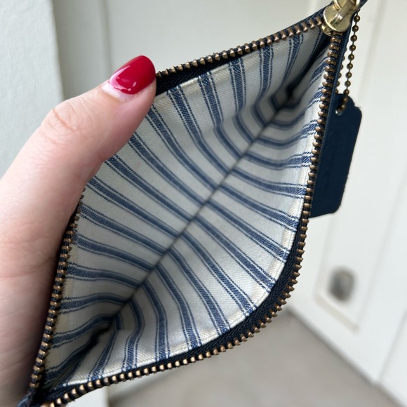 Vintage coach skinny case style 7170 navy blue makeup case wallet true 97 blue - Picture 3 of 5